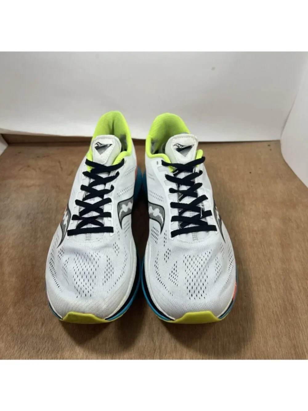 Saucony Endorphin Pro Mens Size 11.5 White Running Shoes Sneakers S20598-10